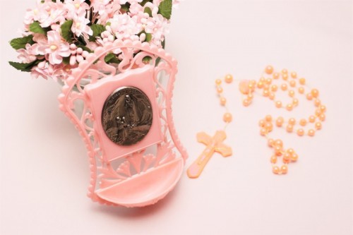プラスチックの聖水盤 ピンク イタリアアンティーク