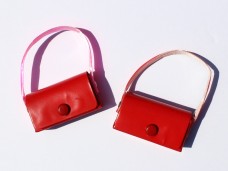 ミニチュアの赤いバッグ*昭和レトロ