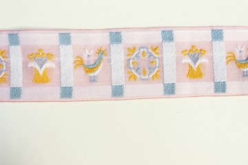 お花とニワトリの刺繍 フランスアンティークリボン　ヴィンテージDeco