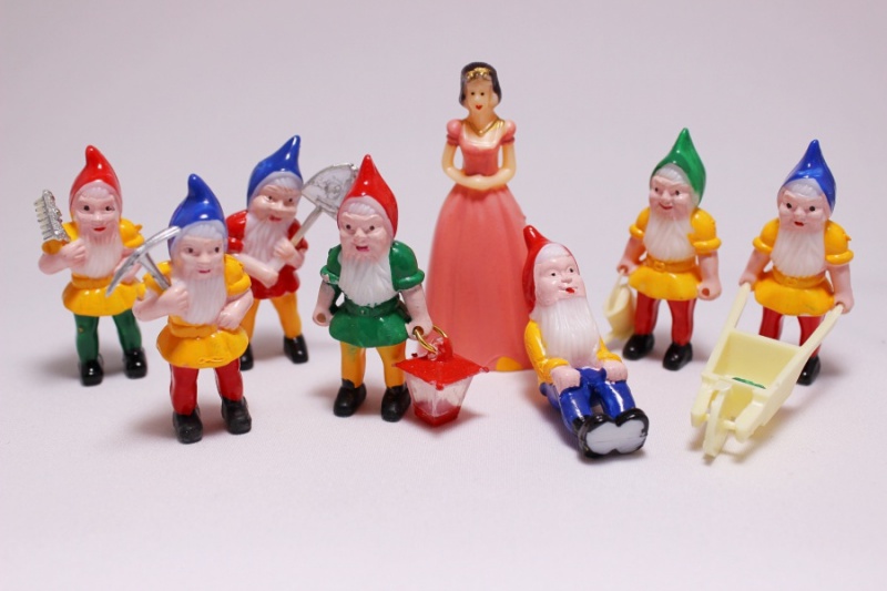 白雪姫と7人の小人 ミニチュアおもちゃ