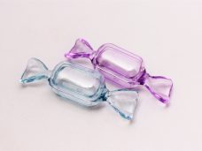キャンディー型のプラスチッククリアケース　ライトブルー・パープル