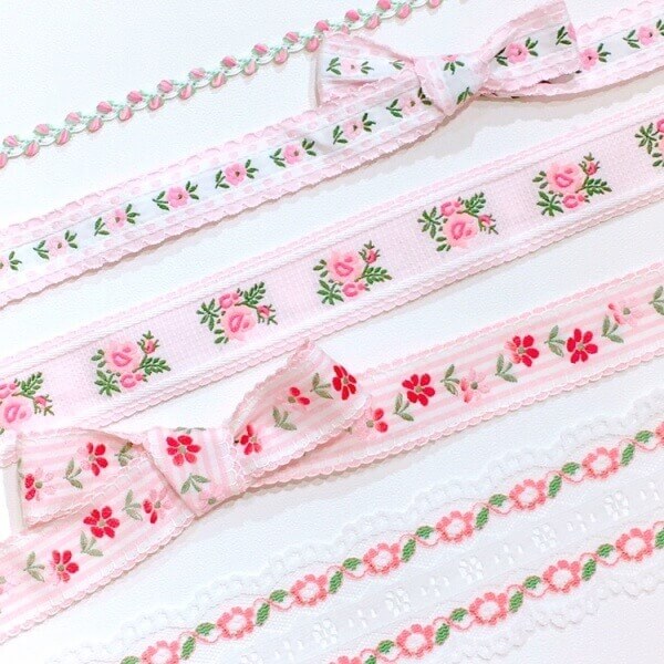 ピンクの刺繍リボン アンティーク 手芸用品 ヴィンテージDeco 新宿店